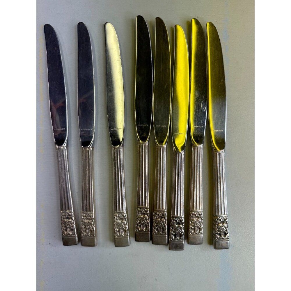 Community Coronation 8 Dinner Knives Oneida Stainless Flatware